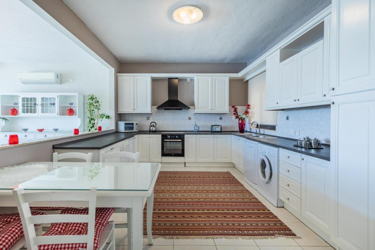 Stunning - Seafront 3-Bedroom 6Th Floor Sliema Eksteriør bilde
